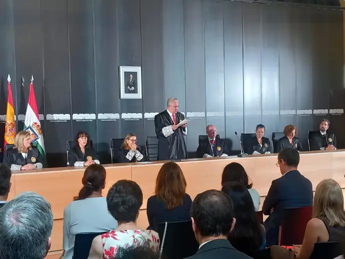 Nuevas plazas judiciales, más recursos y educación, propuestas en la apertura del año judicial