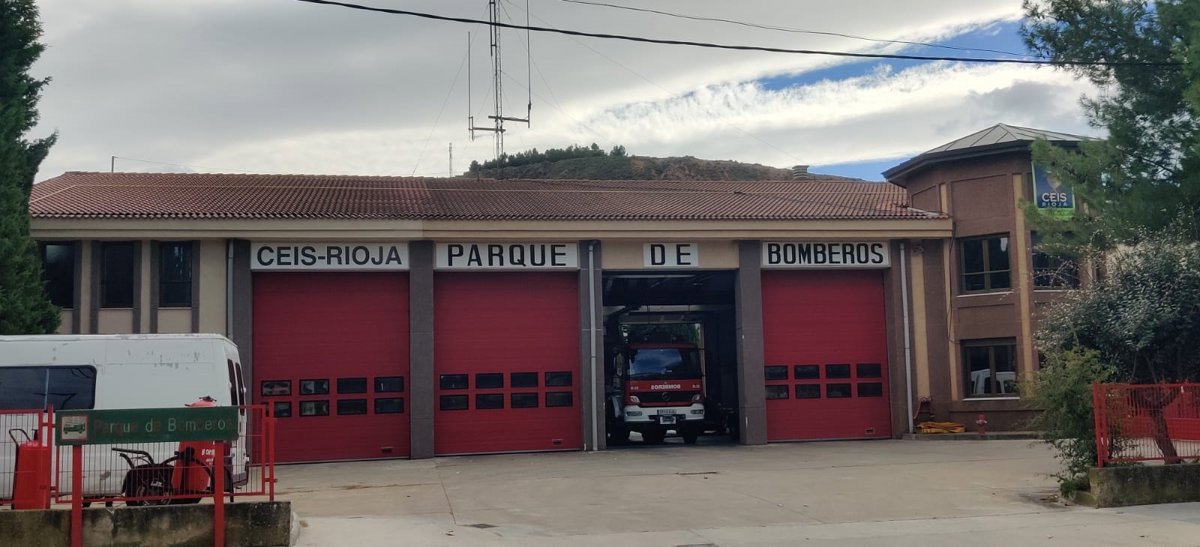 Incendio controlado en una vivienda de la calle Royo en Arnedo
