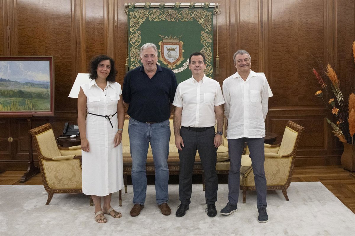 Ayuntamiento de Pamplona, Gobierno de Navarra y CEIN suscriben acuerdo para fomentar empresas