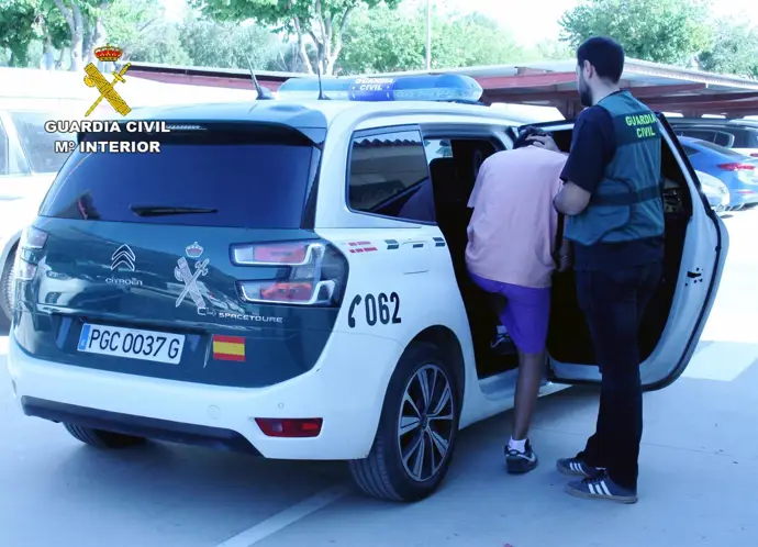 Guardia Civil arresta a tres personas por una estafa cibernética al Ayuntamiento de Torre Pacheco