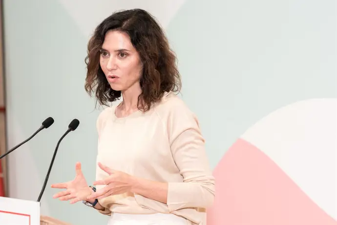 Ayuso reprocha que el hermano de Sánchez cuente con el respaldo de los poderes del Estado en su