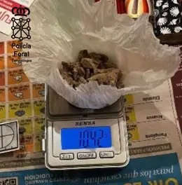 Detención de dos personas por tráfico de drogas en Sarriguren durante un operativo policial
