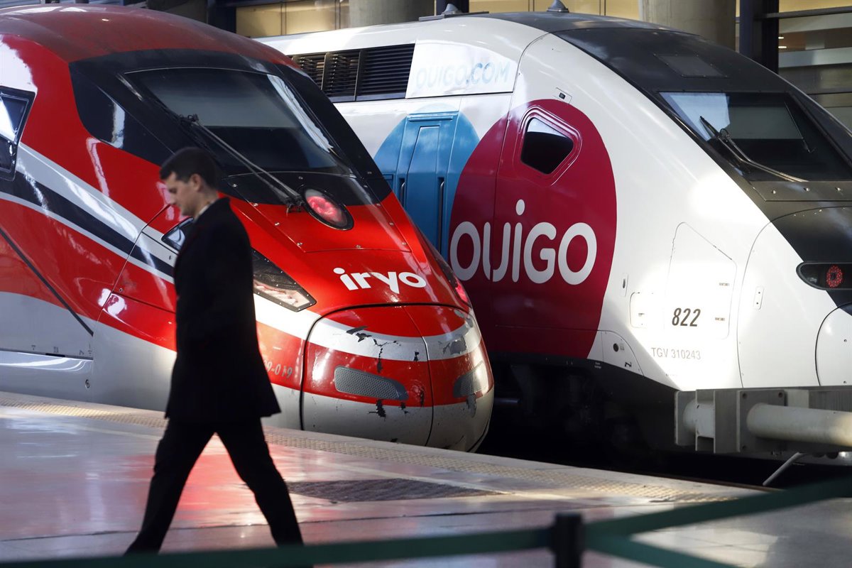 Retrasos de hasta 30 minutos en trenes AVE entre Madrid y Sevilla por una incidencia