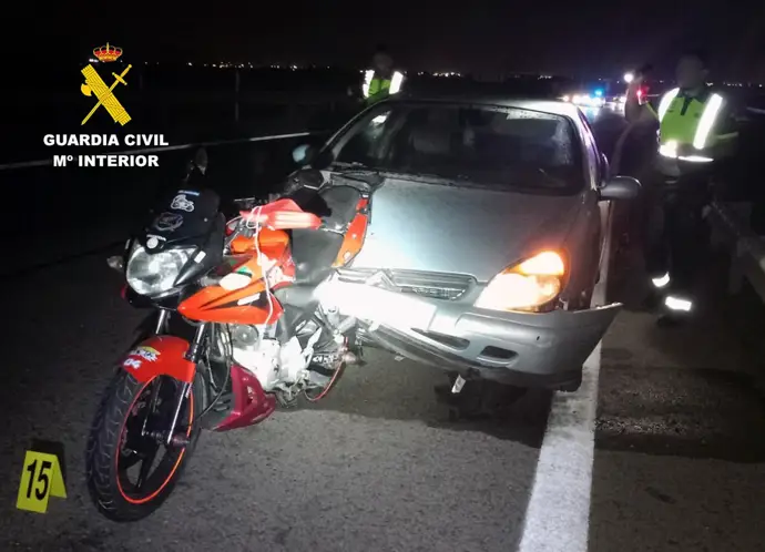 La Guardia Civil indaga al conductor de un coche tras un accidente fatal en la AP-7