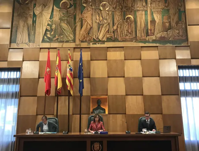 Se quiebra la unanimidad en la votación de los títulos de hijos predilectos y adoptivos de