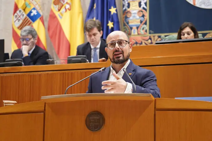 Izquierdo (PAR) solicita una Hacienda foral aragonesa y la creación de una Policía Autonómica