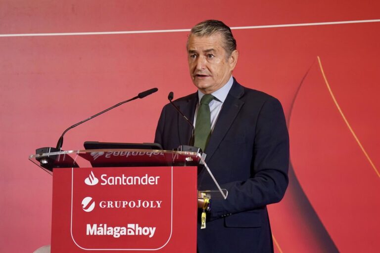 El ciberescudo de la Junta para proteger a los menores en Internet estará disponible en 2026