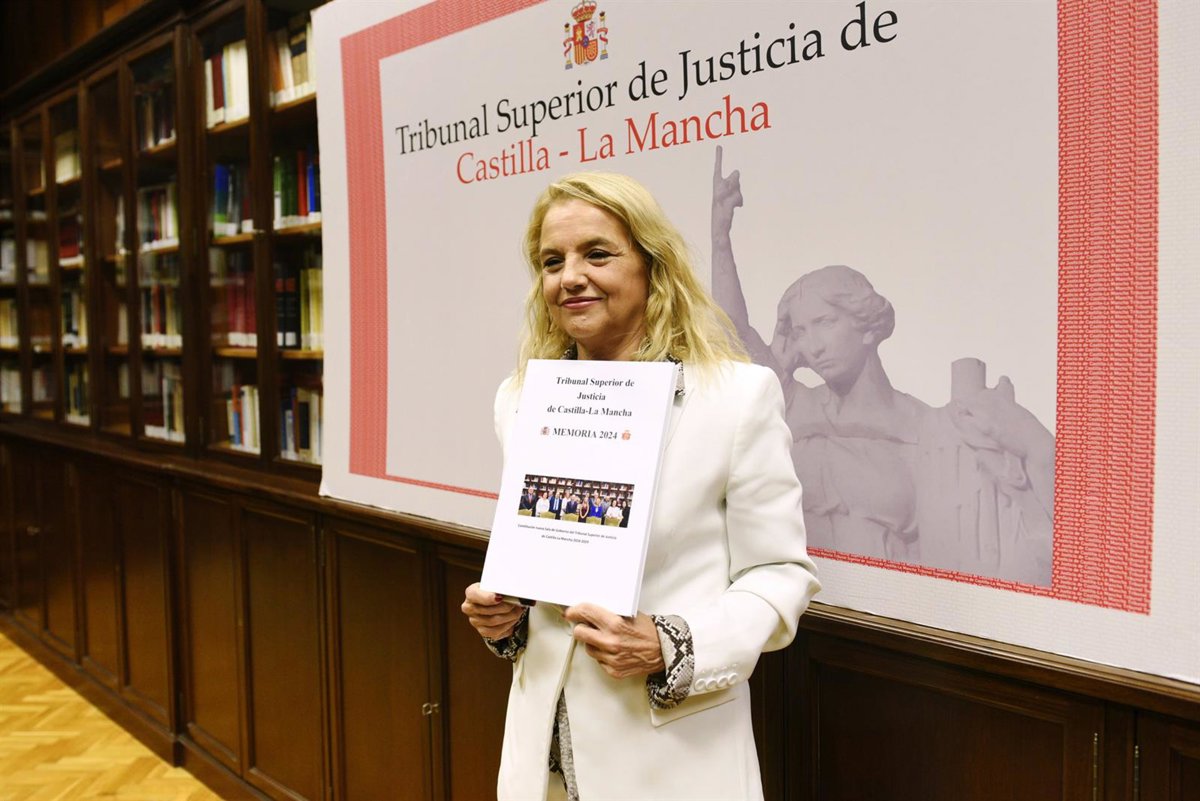La presidenta del TSJCLM atribuye el aumento del 8,7% en los casos pendientes a la escasez de jueces