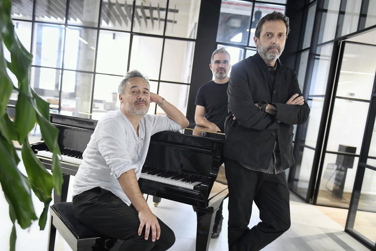 Love of Lesbian suspende su concierto en Interestelar Sevilla 2025 por la situación con KKR