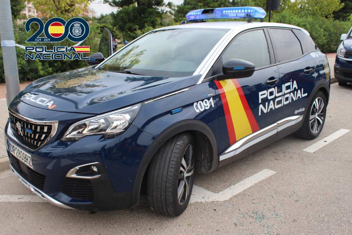 Hombre herido tras una agresión en el barrio de El Puche, trasladado al hospital en Almería