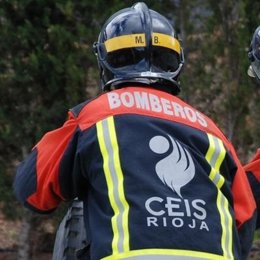 Archivo - Al lugar acudieron bomberos del CEIS Rioja