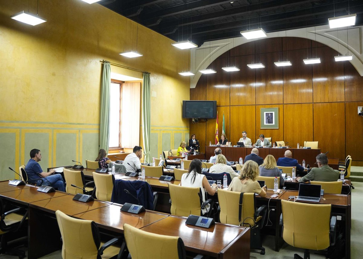 PSOE-A solicita a la Junta desde el Parlamento medidas urgentes contra la lengua azul en Andalucía