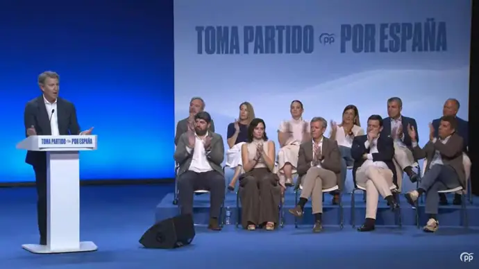 Feijóo ante Azcón en Murcia: "Es necesario llevar agua de donde hay en abundancia