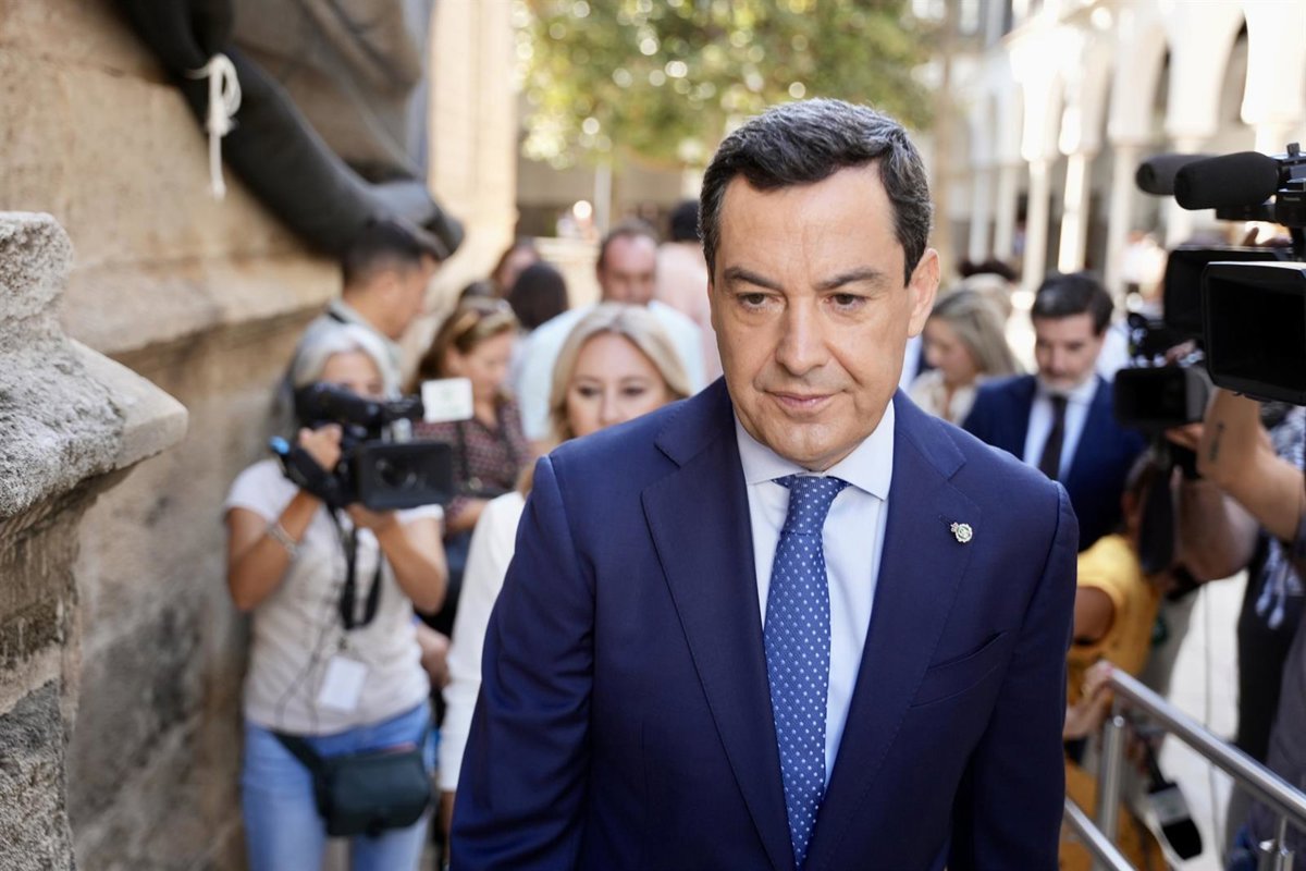 Moreno propone que el dominio del español sea necesario para residir en España y alerta del