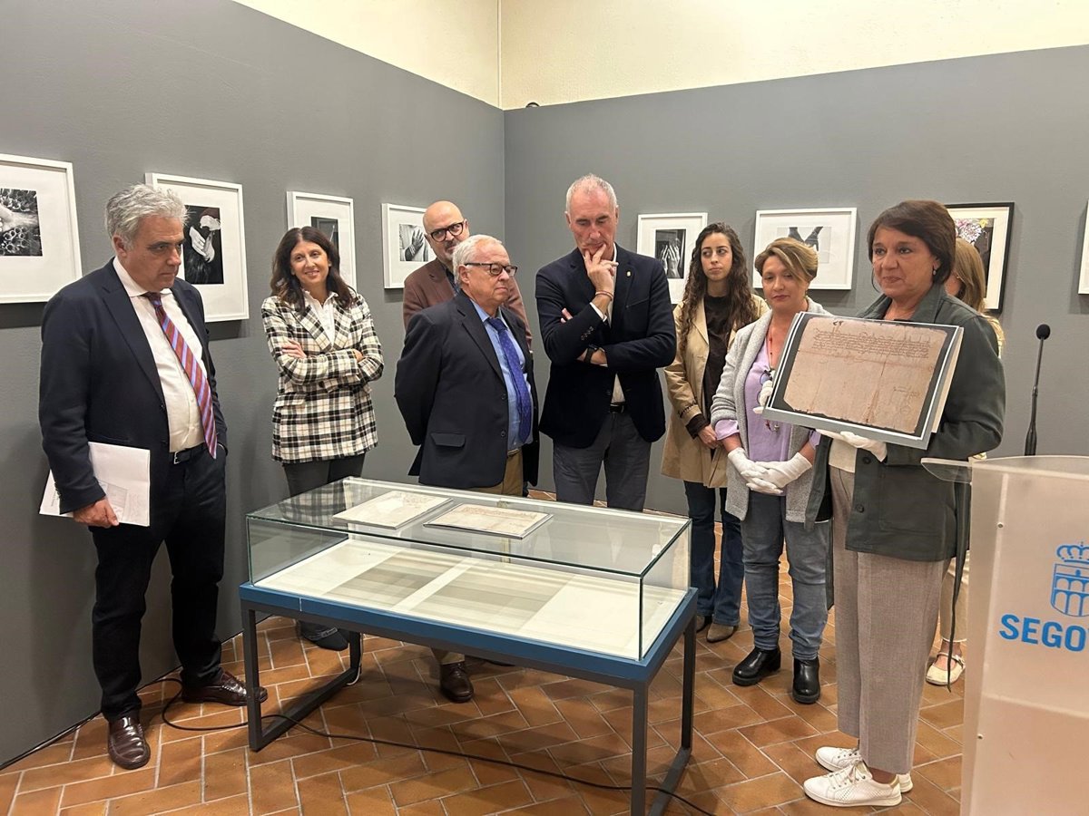 Segovia vuelve a tener la carta del rey Juan II que proclama el nacimiento de Isabel la Católica