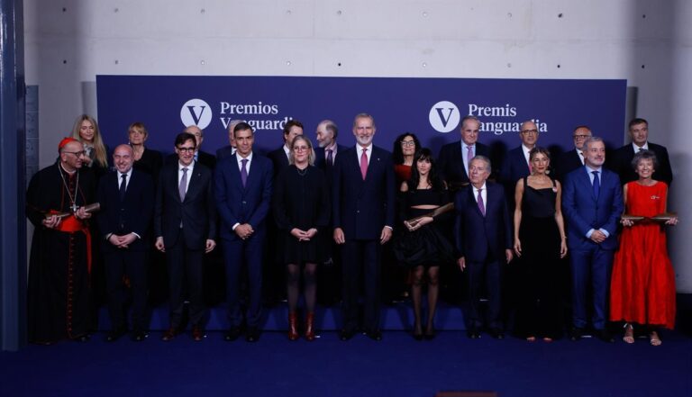 Víctimas de la dana, Sagrada Familia, Airbus, Damm, Aitana y Ricardo Bofill, reconocidos por La