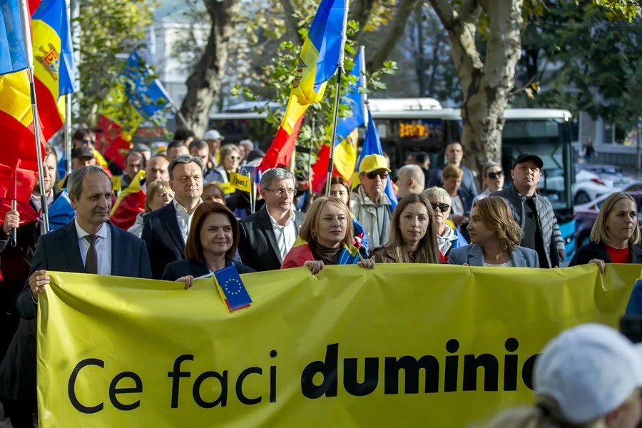 Moldavia se prepara para unas elecciones parlamentarias decisivas con un día de reflexión previo