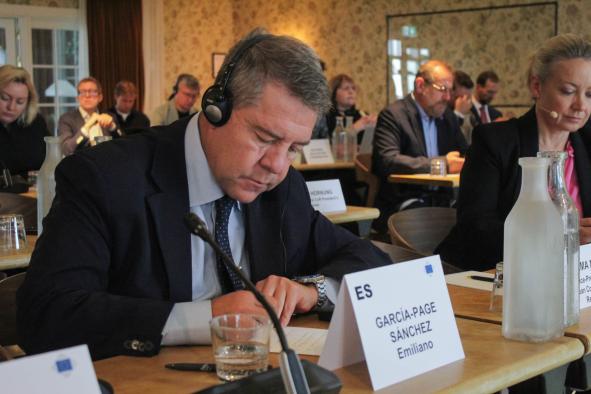 García-Page señala que Europa no debe "retroceder" en sus compromisos y avances actuales