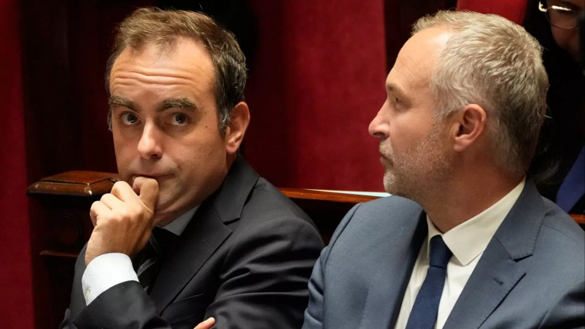 Lecornu supera dos mociones de censura con apoyo del PS, fortaleciendo su posición política