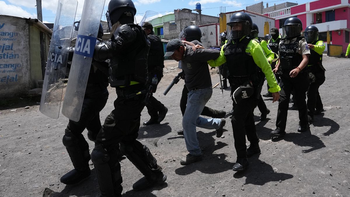 Enfrentamientos en Ecuador por los subsidios al diésel y la respuesta policial creciente en las