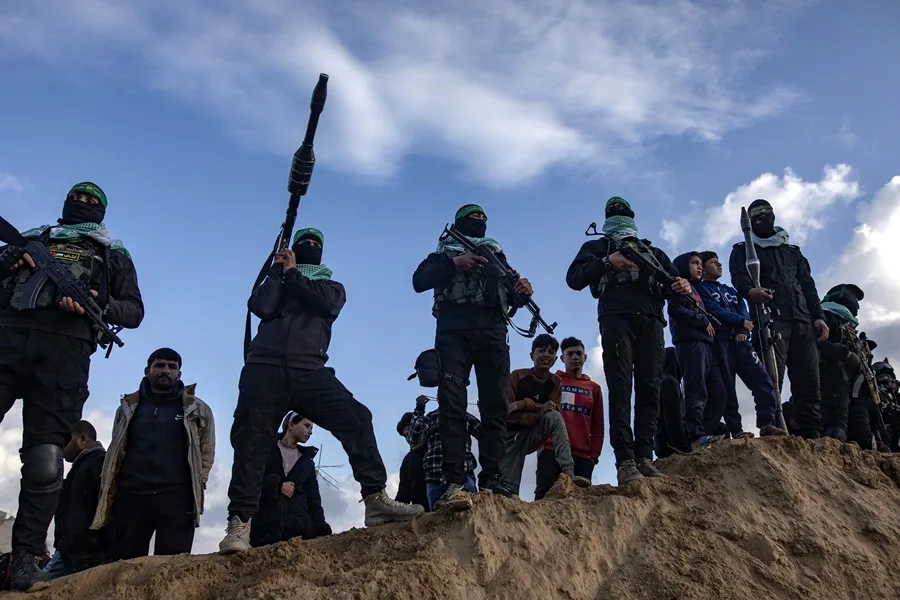 Hamás accede a entregar armas a un comité egipcio-palestino, pero se opone a la gestión