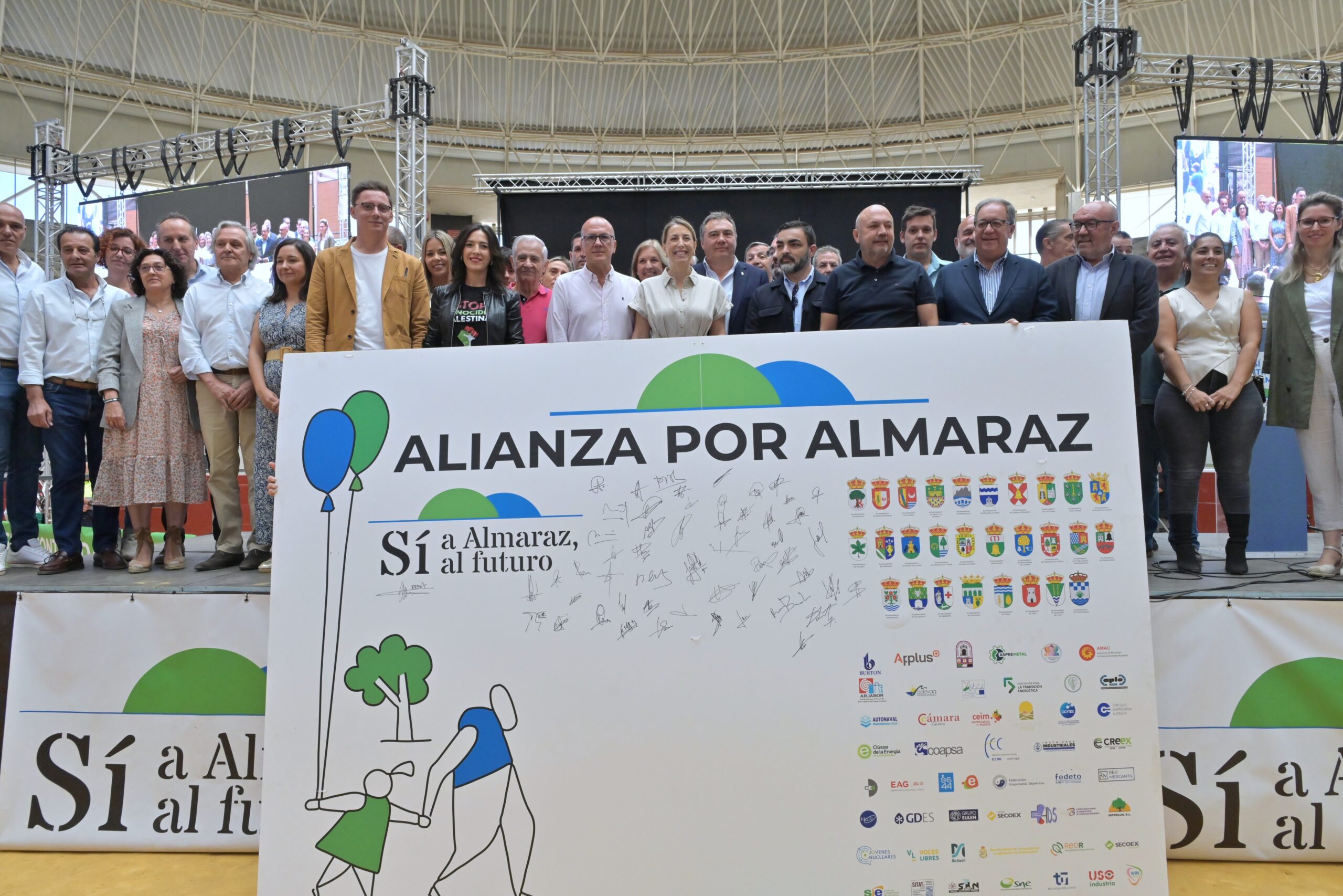 María Guardiola respalda el manifiesto de Alianza por Almaraz para evitar el cierre de la central