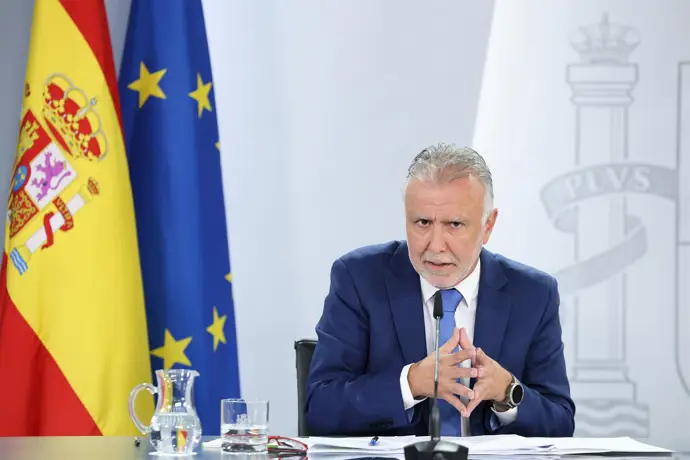 El Gobierno presenta un recurso de inconstitucionalidad contra los presupuestos de Canarias