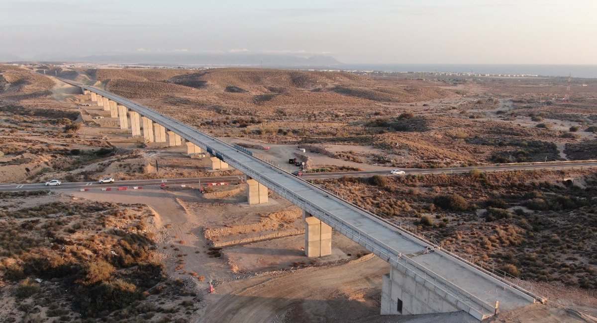 El Gobierno aprueba 24,7 millones para finalizar la plataforma de alta velocidad entre Pulpí y