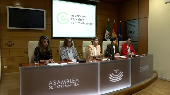 Pacientes con cáncer de mama demandan mayor investigación y apoyo en salud mental y laboral