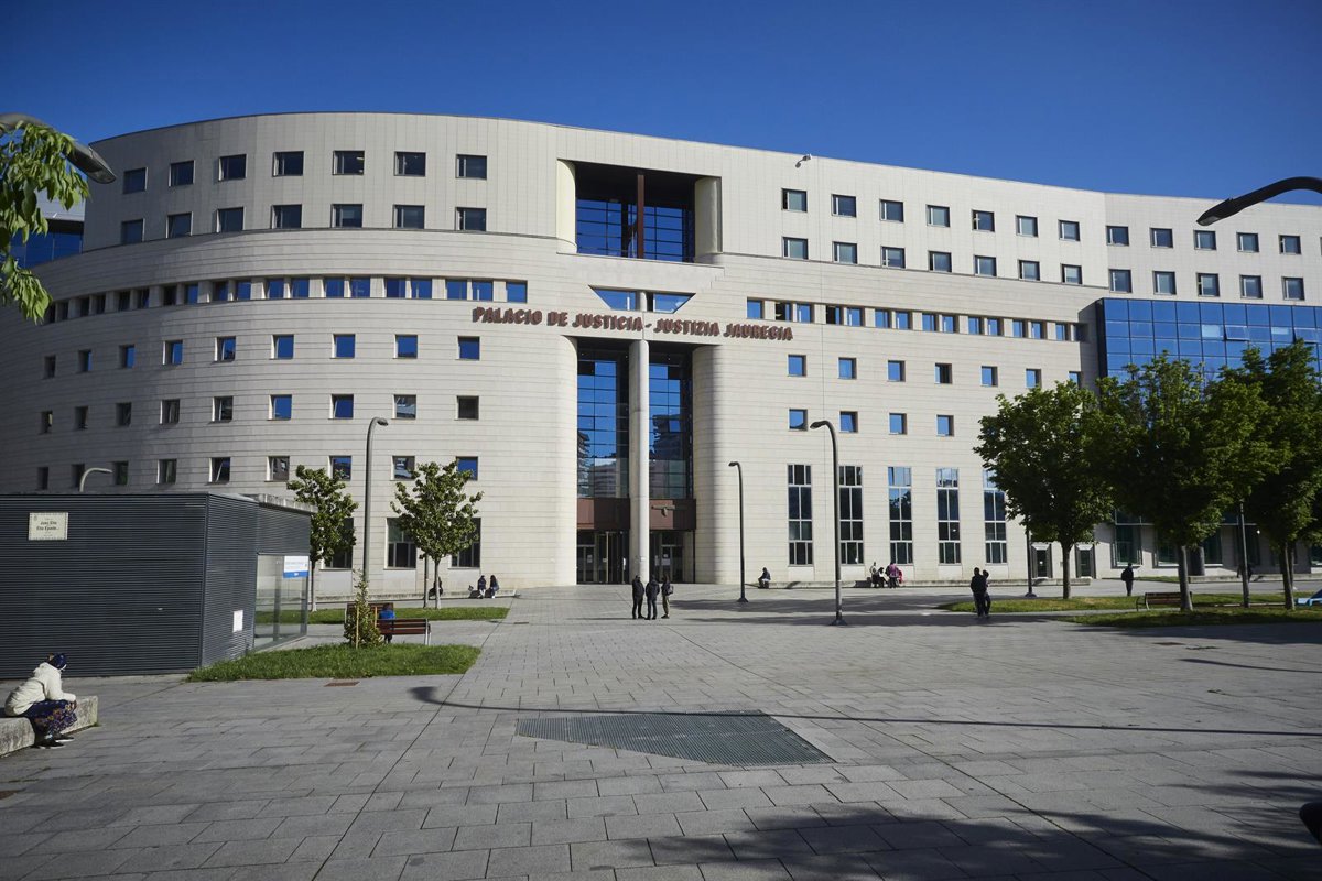 El TSJN confirma una condena de 8 años de cárcel por un apuñalamiento en Pamplona