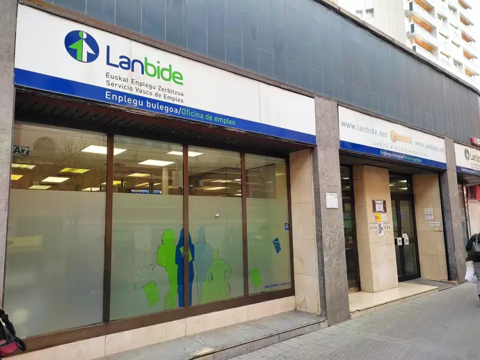 El número de desempleados en Euskadi baja en 2.200 en septiembre, quedando en 106.969