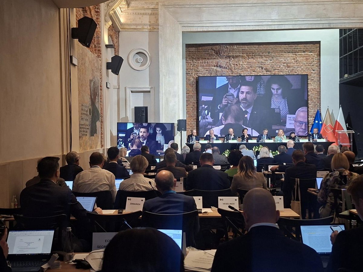 Murcia destaca en Polonia la importancia de la interconexión de cuencas en el Comité Europeo de