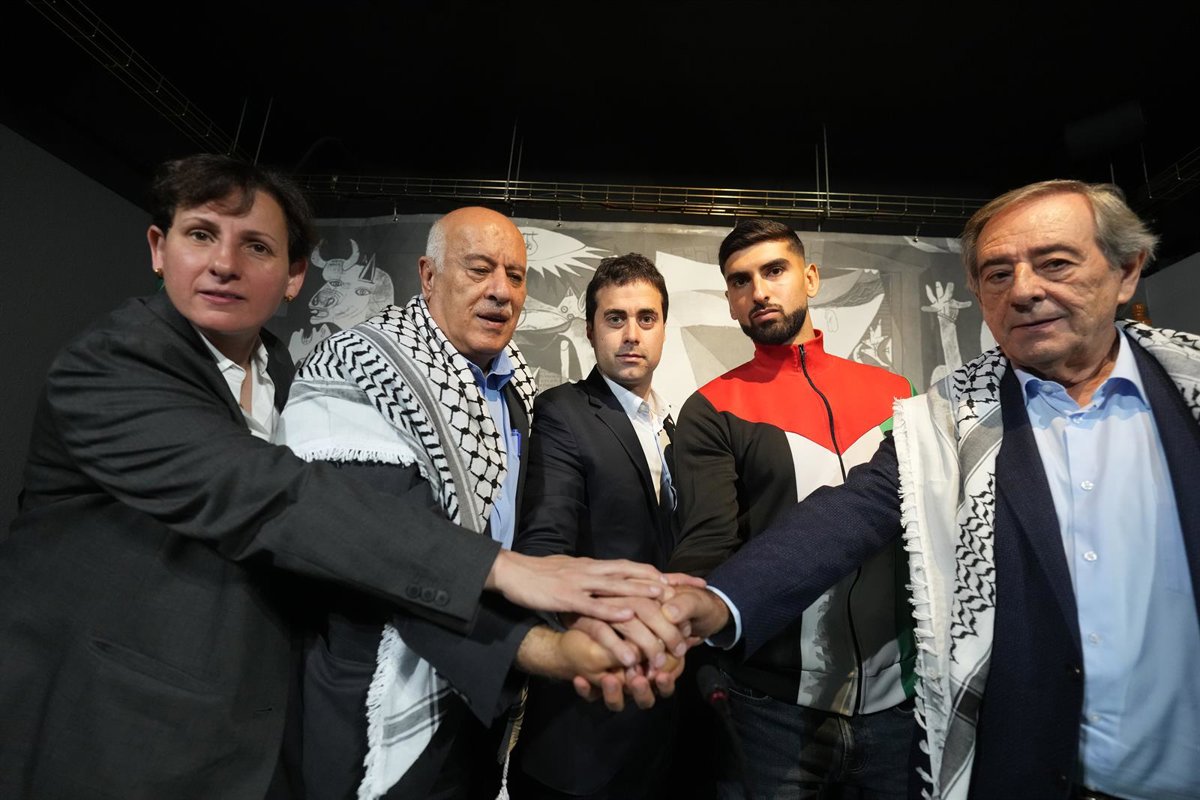 El dirigente del fútbol palestino solicita a Trump que inste a Israel a detener el genocidio