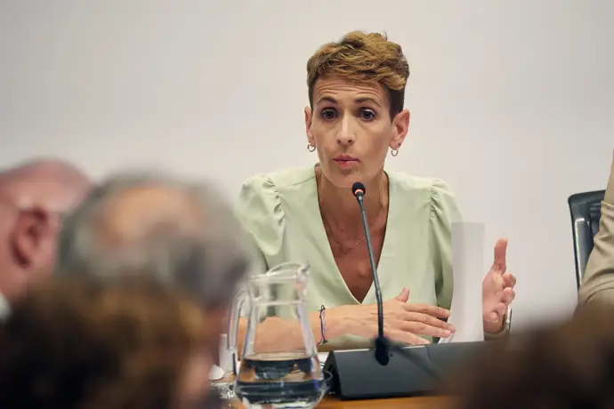 Rechazada la comparecencia de Chivite en la comisión, se votará nuevamente la de Barkos y Barcina