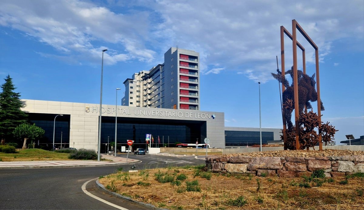 La Junta compensará con 20.000 euros a un paciente del hospital de León por el retraso en su
