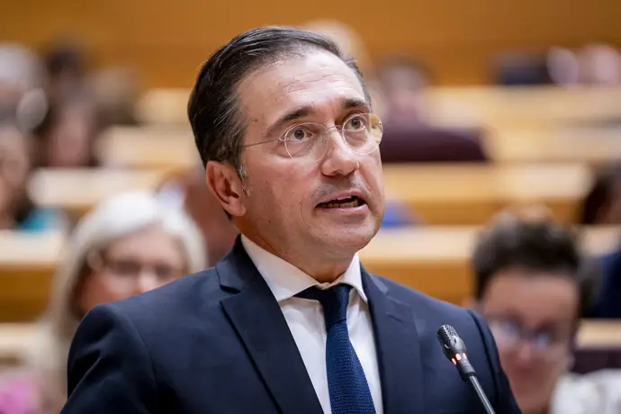 El Gobierno se esfuerza por liberar pronto a los españoles retenidos en Israel, incluida Reyes Rigo