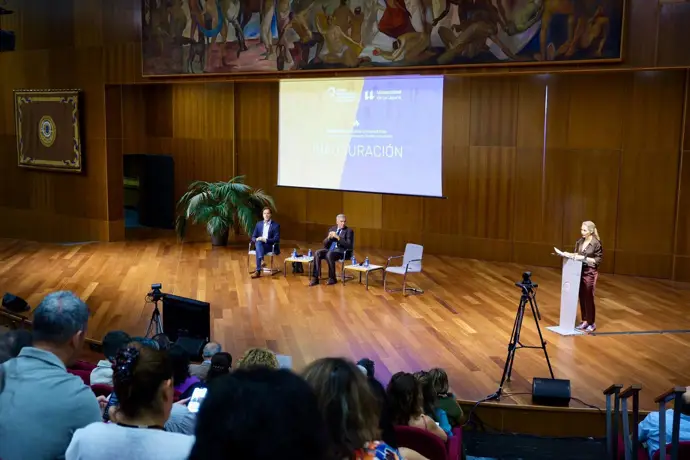 ULPGC y ULL impulsan microcredenciales para vincular el conocimiento con la sociedad y las empresas