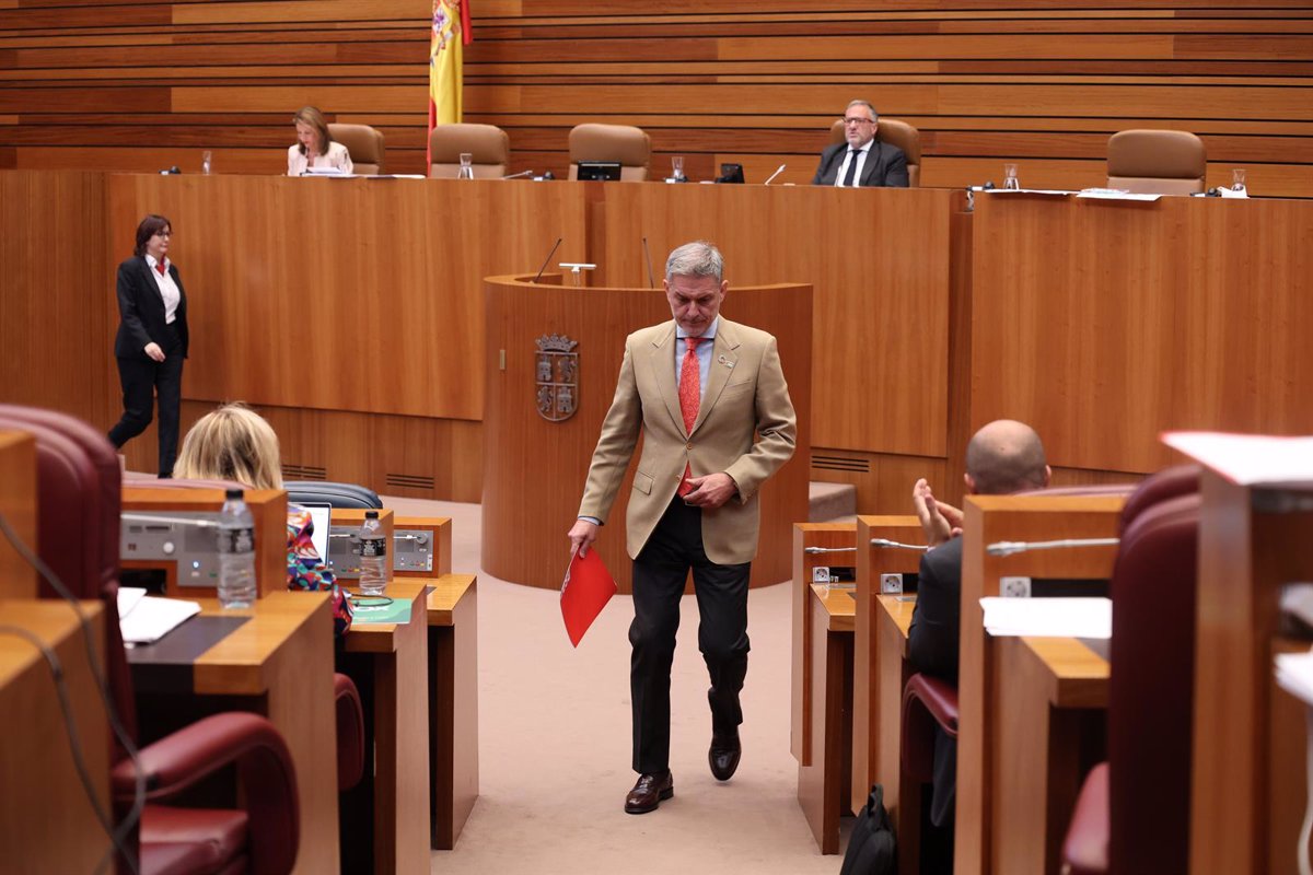 Vázquez deja su puesto como procurador tras la investigación del TSJCyL por posibles
