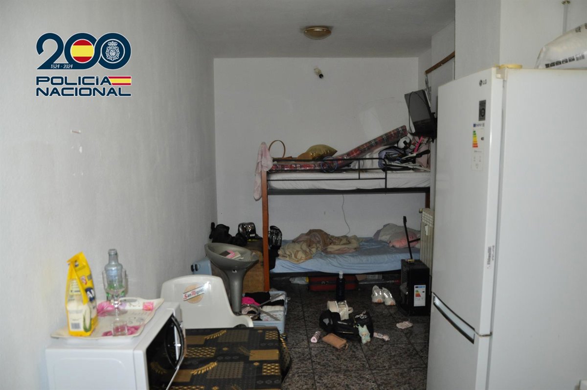 Desmantelado un piso de prostitución insalubre en San Sebastián; cinco mujeres son liberadas