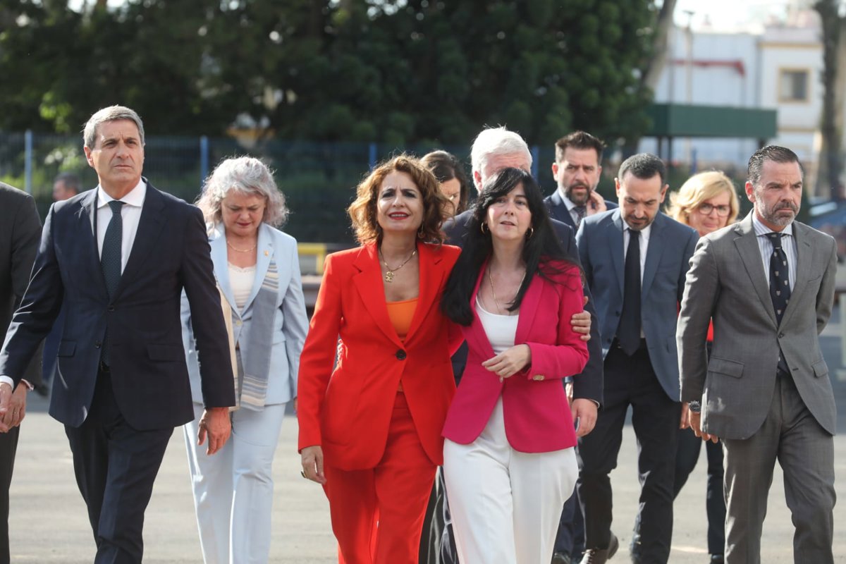 Montero critica a Moreno por "mentir" sobre los cribados y pide soluciones para recuperar la