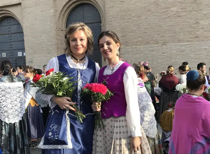 El incremento en la complejidad y variedad de ramos para la ofrenda a la Virgen del Pilar es notable