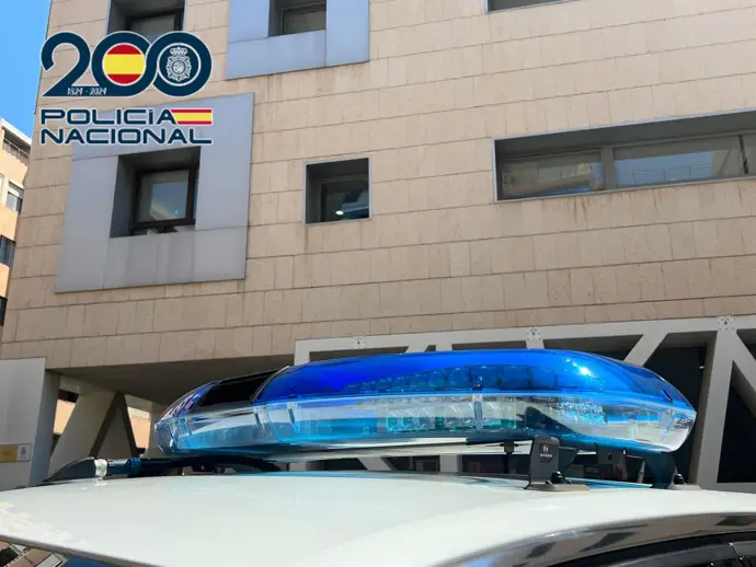 Apresan a un hombre en Manuel Becerra, Las Palmas, tras apuñalar a otro por celos.