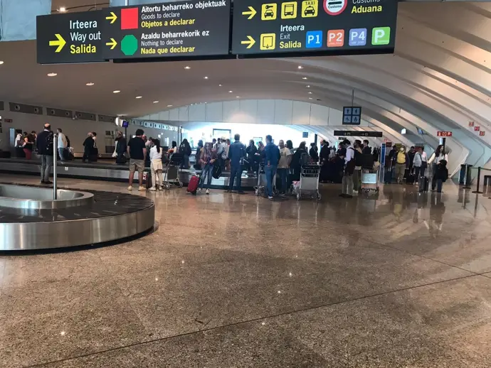 El aeropuerto de Bilbao finaliza septiembre con 676.912 pasajeros, un 2,1% más respecto al año
