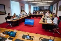 Imagen de la comisión parlamentaria.