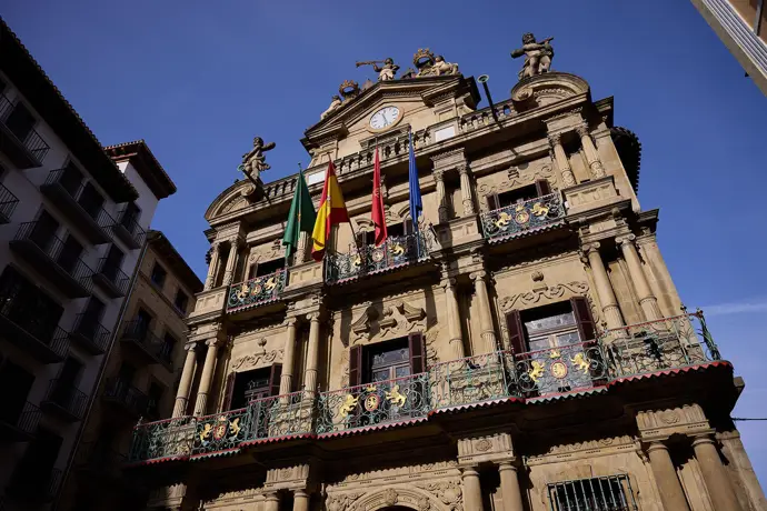 El Ayuntamiento de Pamplona finalizó 2024 con un gasto de 291,7 millones de euros, un 14,27% más