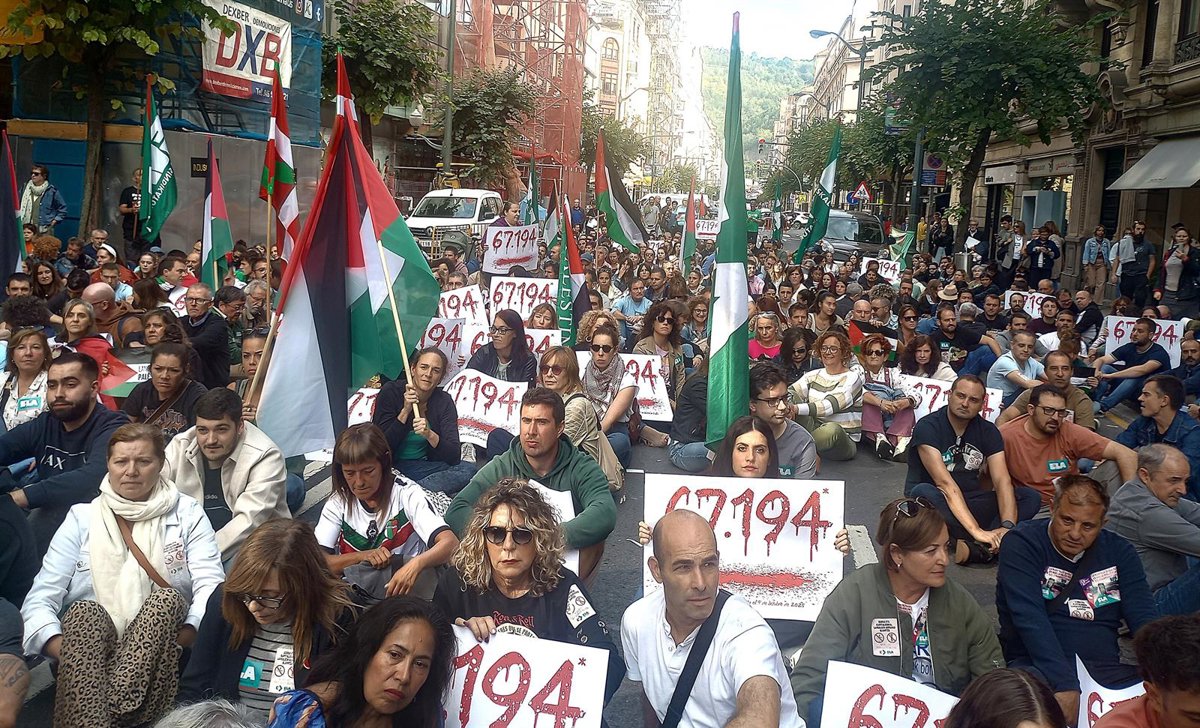 ELA reclama a PNV y PSE-EE que cesen su "hipocresía" y terminen vínculos con Israel