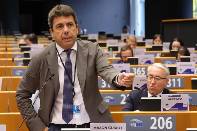 Mazón destaca el papel y liderazgo de las regiones en la inversión en tecnología e IA en Europa