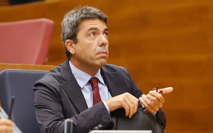 Mazón afirma que el centro de especialidades será Ernest Lluch y critica al PSOE por su pacto con