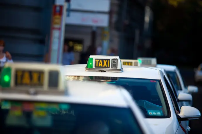 Taxistas convocan paros y protestas en la Comunitat Valenciana el 4 de noviembre por la negligencia