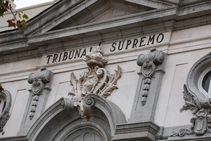 El Supremo califica de "violencia económica" el impago de pensiones y prohíbe contarlas para el